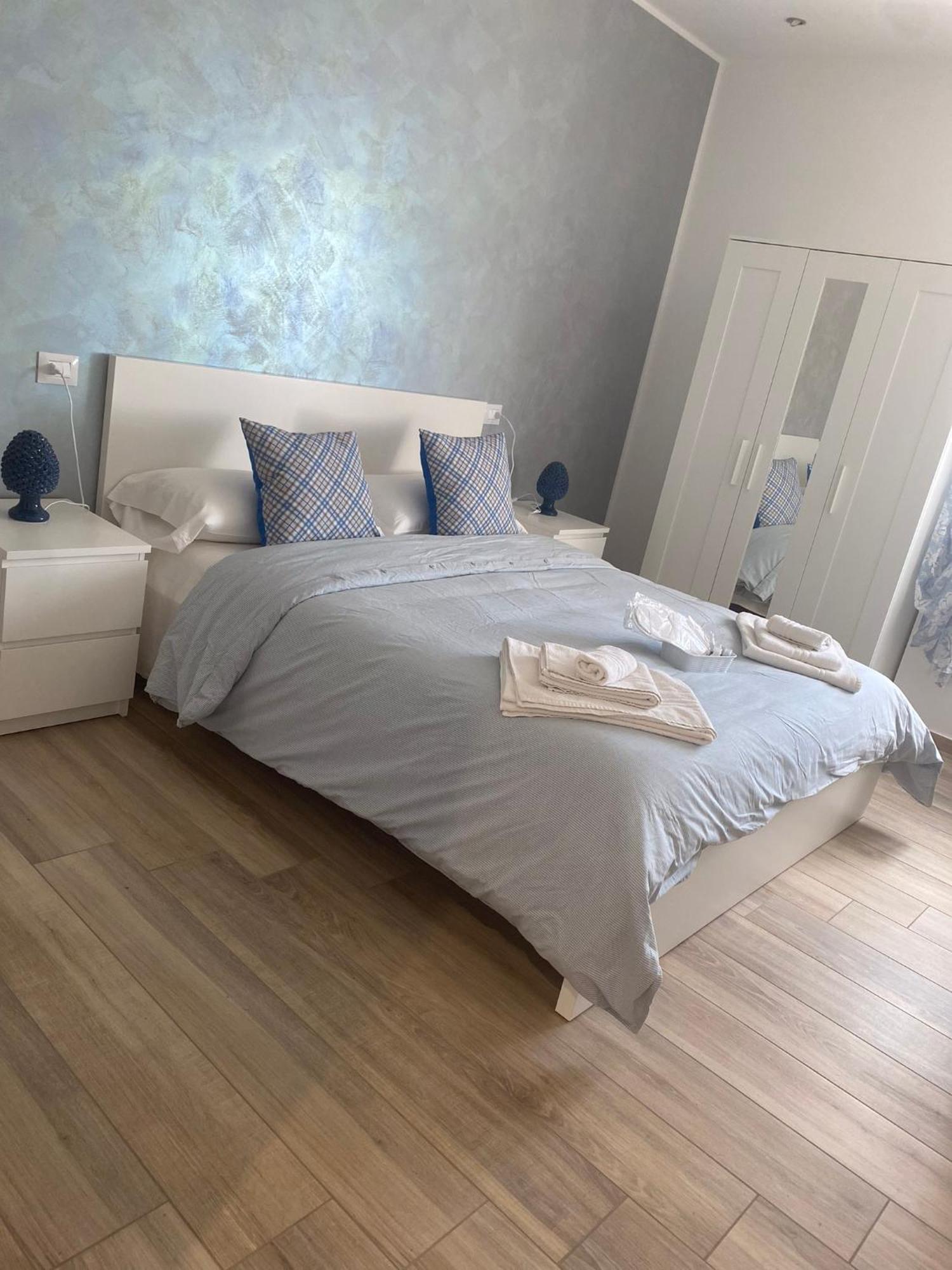 Maryam23 Bed & Breakfast Сиракуза Екстериор снимка