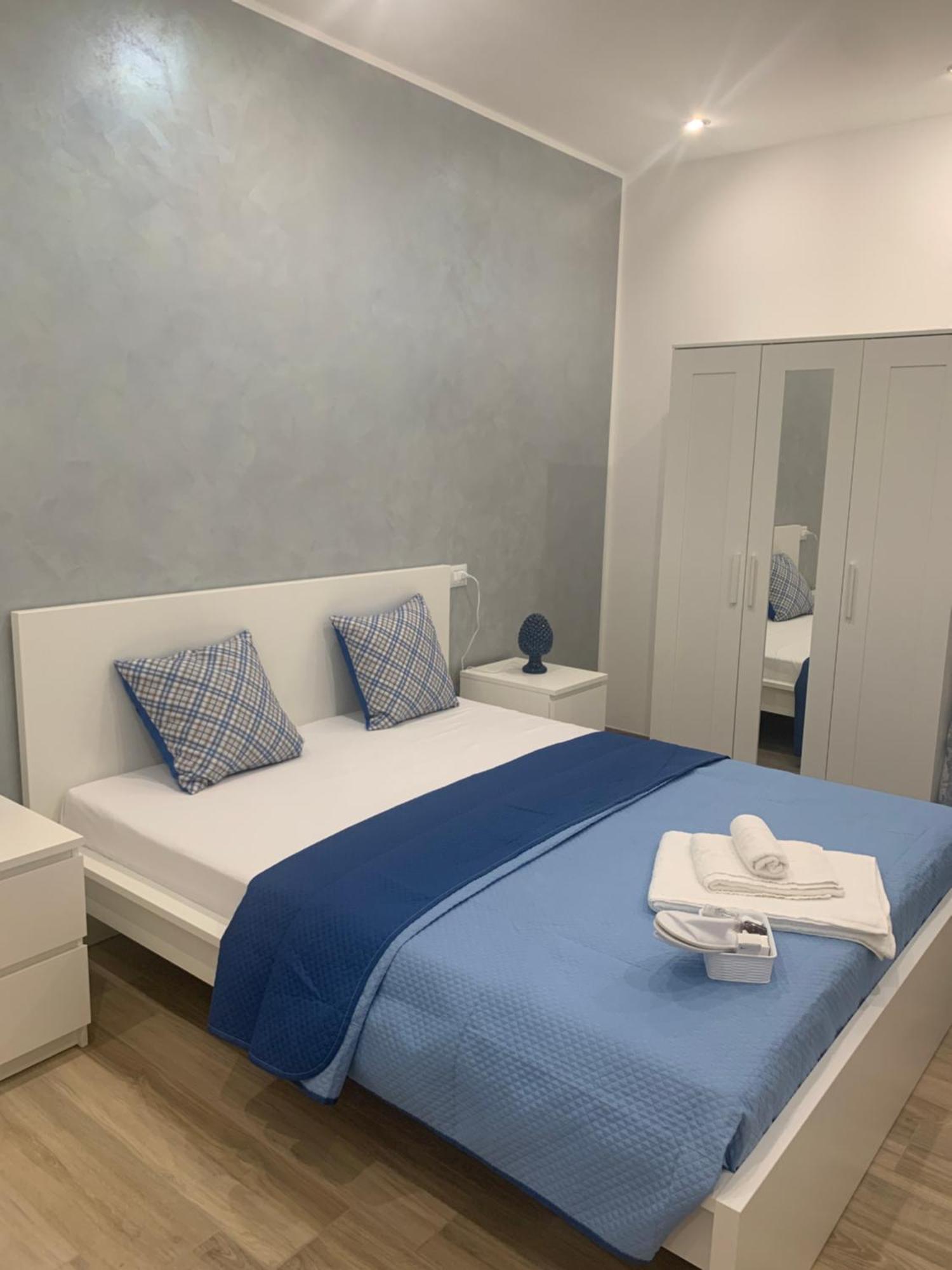 Maryam23 Bed & Breakfast Сиракуза Екстериор снимка