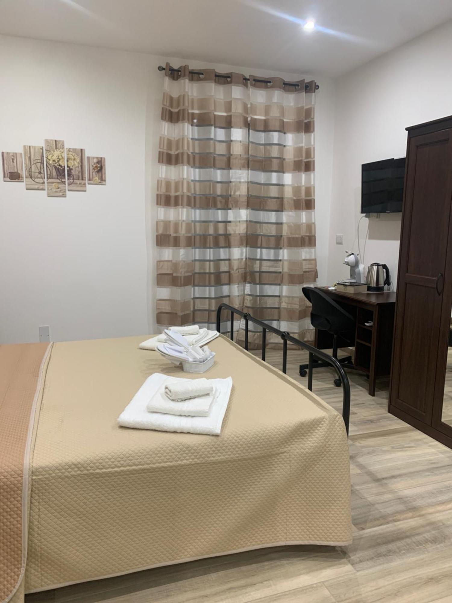 Maryam23 Bed & Breakfast Сиракуза Екстериор снимка